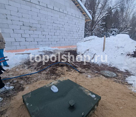Установили Топас С 6 с принудительным сбросом очищенных стоков в дренажный колодец